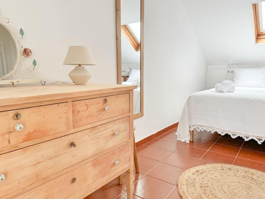 Costa Inn Beach House With Pool By Homeful Homes Costa de Caparica Luaran gambar